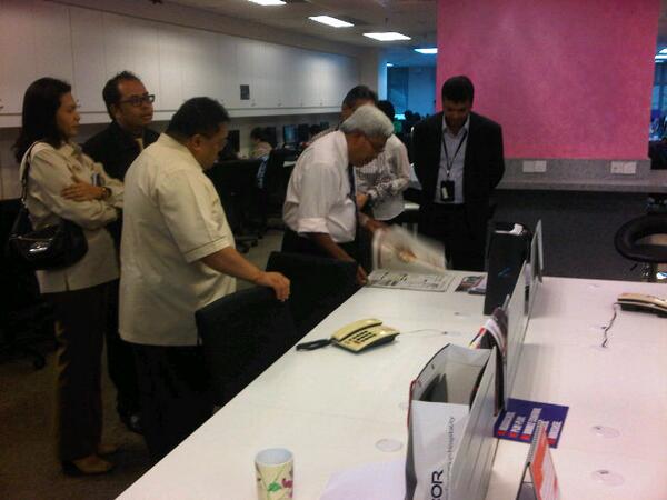 syamsam89's tweet photo. Lawatan JLKN ke The Star.@datoabdulhadi @officialbskn http://t.co/LkLVQPo0JH