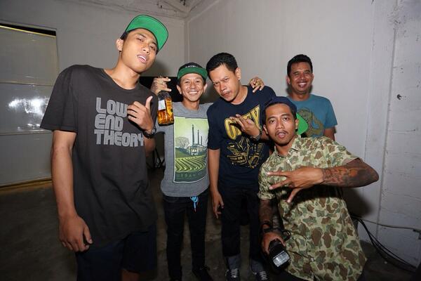 blue_panic's tweet image. We went to @ObeyIndonesia X WH82 party last weekend!