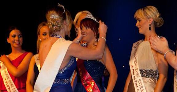 irishechoaus's tweet photo. Video: Melbourne Rose Of Tralee winner announced - http://t.co/6LecuBKqWr http://t.co/1ABR5Wxb0l