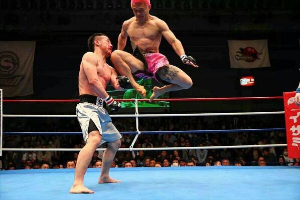 JustinBuchholz's tweet image. My boy Wicky hitting a beautiful jump knee in his recent win in #Japan. #monkeystyle