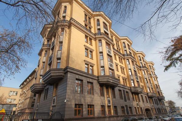 realtyreader's tweet image. Самая дорогая #недвижимость Москвы: пентхаусы, лофты, особняки (апрель 2014) moskvadeluxe.ru/samaya-dorogay…