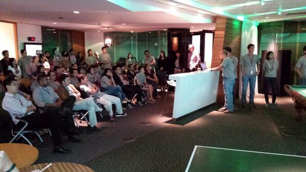 orangebread's tweet image. Presentation going on in KL! #msgpdhackday2014 @msgpdhackday