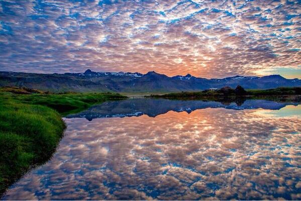 _Paisajes_'s tweet photo. Reflejos surrealistas, Islandia http://t.co/tyNwB2hQhE