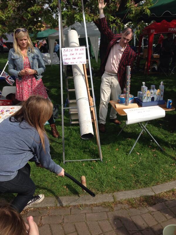 copstreetfair's tweet photo. Bat the Rat! http://t.co/xYsjtU5cQn