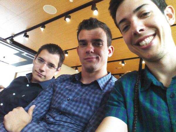 findemor's tweet image. En #DevOSSAzureDays con @franbuitragoPa y @migeljs