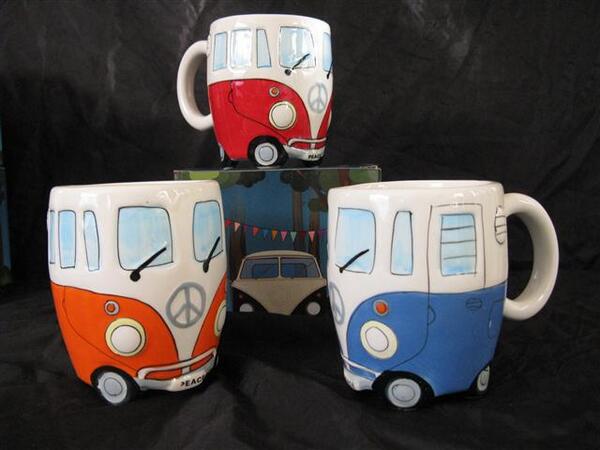 LeaseCar_UK's tweet image. If you could take your brew in any car-shaped mug, what car would it be designed like? #carmerch