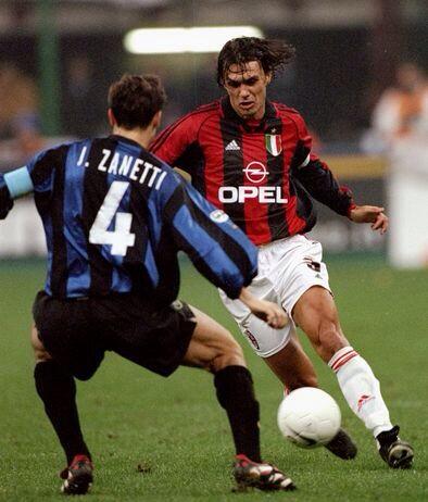 Omaggio a #JavierZanetti avversario di tanti derby, campione in campo e fuori.