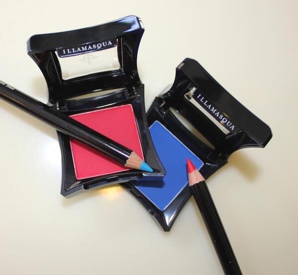 Illamasqua's tweet image. #WINwednesday RT to WIN this prize inspired by @ronaskuodasmua with her 3D look at our 2013 Make Up Artistry Awards