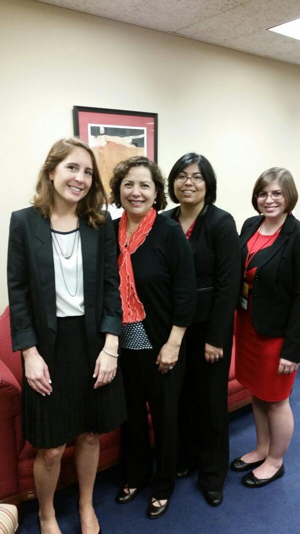 kimberley_craft's tweet image. Major thanks to Lauren Arias in the office of @SenatorTomUdall for a great meeting 2 years in a row! #ideclare4LLS