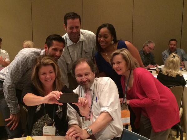 TrishaMirel's tweet image. Time for an in-session #ForrARCselfie ! @kilucasAR @pburanosky @terigrn @NeustarAR