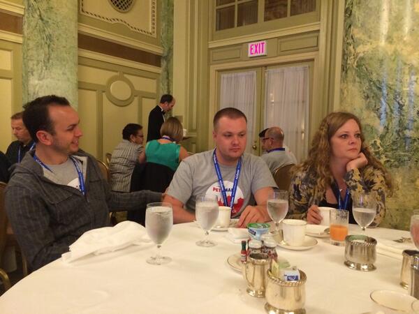 JschultzJeff's tweet photo. Breakfast at COE with NWAZ!! #COE2014 #westpetm http://t.co/cs9kw51Vwo