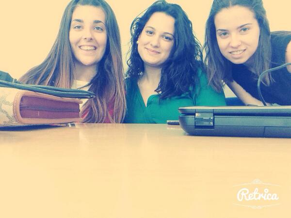 MCarmenOrta's tweet photo. Ual,ual,ual,ual,ual,ual... + UAL #vacacionesya. @mar_92m @AliciaSez http://t.co/SEdUOJohod