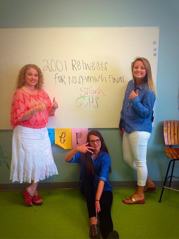 amchasee's tweet photo. If this gets 2001 retweets our class is exempt from the spanish final ✌️ http://t.co/q64AWJoM4U