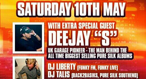 djliberty's tweet photo. I'm listening to Funky FM Essex with TuneIn. http://t.co/Al5A6NJRdb http://t.co/o9bw5dcBMt