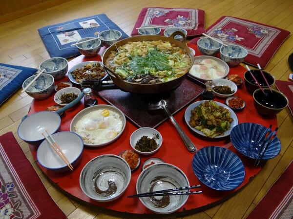 時津風部屋>豪華な時津風部屋のちゃんこ。時津風部屋の様子は以上に