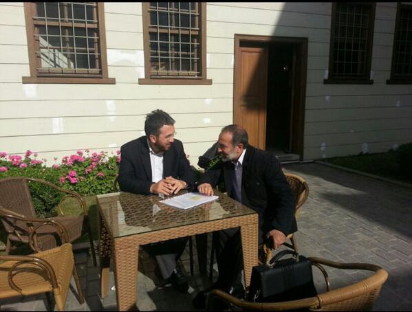 <a href="/EbubekirSifil/">Ebubekir Sifil</a> hocayı ziyaret ettik.