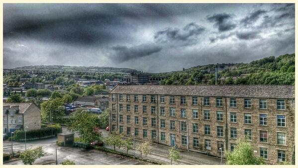 J_Wragg_Photos's tweet image. Nice weather today
#iLoveHD #huddersfield