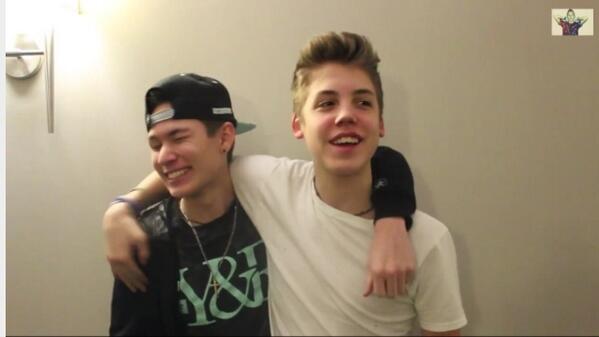 I love my babes😍😍👅