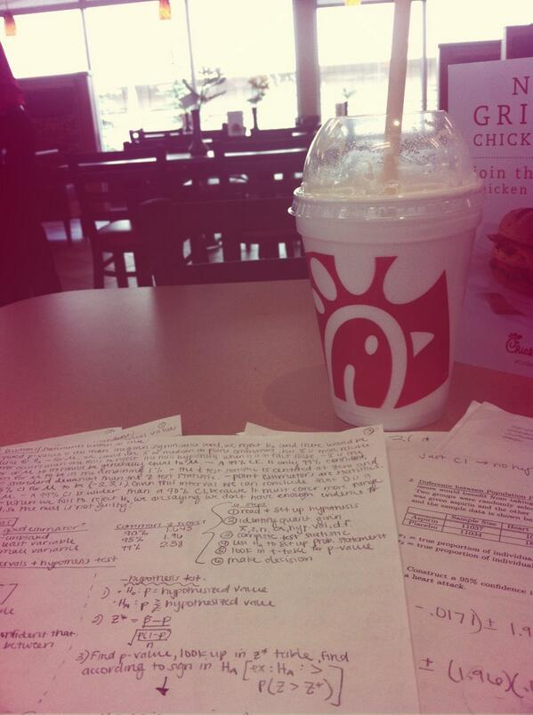 KaraAliseWacker's tweet photo. Sometimes you need a free milkshake to make it through your last exam in college. I love kind people. http://t.co/0VWQ1xFHUl