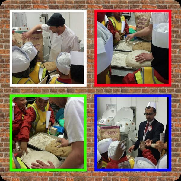 F2F visit. Nelson primary getting hands on with the bakery team😊<a href="/DawesMrs/">Mrs D</a> @ldproy21@vim6227@G4vnn <a href="/SpringhillTesco/">Springhill Brum 6227</a>