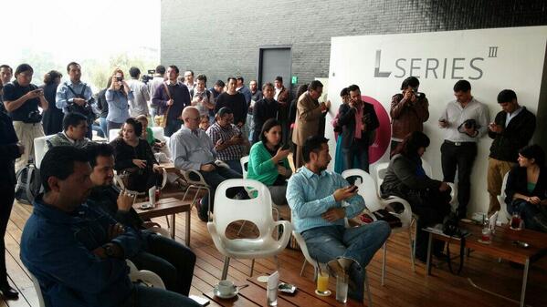 wolfmulder's tweet image. Full house #knockcode, new L Series powered by LG