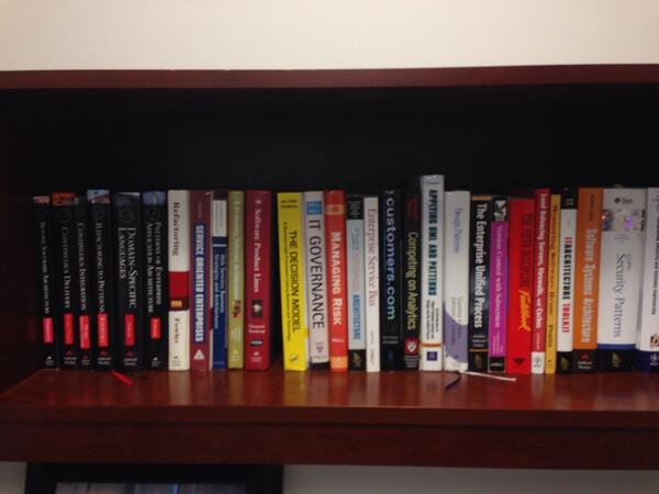 kpiusa's tweet photo. Sitting at a client in Chicago love the view! The Decision Model book on good company! http://t.co/PEElYAwwQz