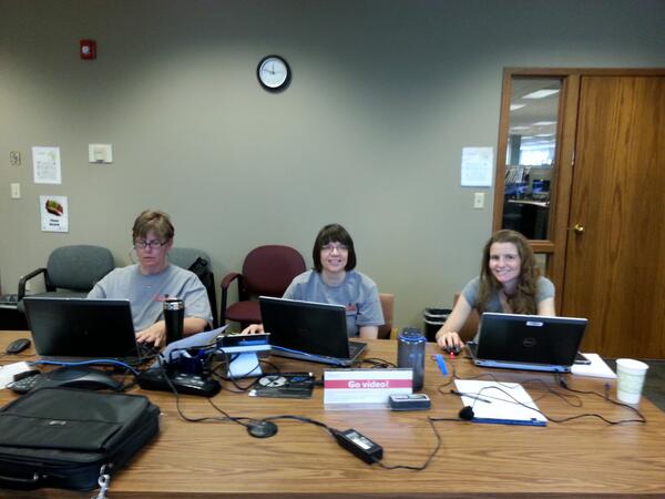 msgpdhackday's tweet image. Hackers in Lincoln, NE take a break during #MSGPDHackday2014