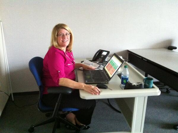 msgpdhackday's tweet image. Jean Dudzik in Schaumburg, works remotely with rest of team in Texas #MSGPDHackday2014