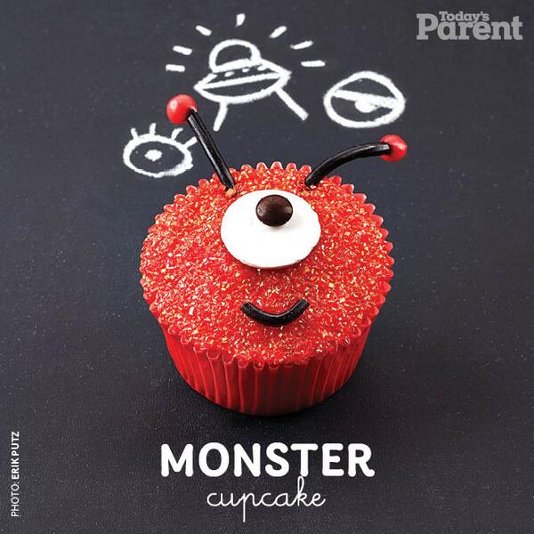 Todaysparent's tweet photo. Today's cupcake is... MONSTER! (Get the how-to here: http://t.co/PZm4HUezvI) #cupcakeaday #TPturns30 http://t.co/80JNOod8oF