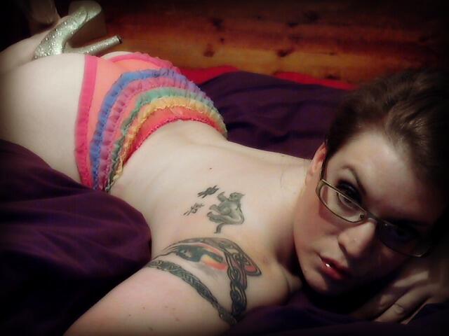 #AssWednesday "taste the rainbow" ruffled #panties and gold high #heels http://t.co/LQhdwec3uI<a href="/tag/asswednesday"class="tags">#AssWednesday</a><a href="/tag/panties"class="tags">#panties</a><a href="/tag/heels"class="tags"><span>#heels</span></a>