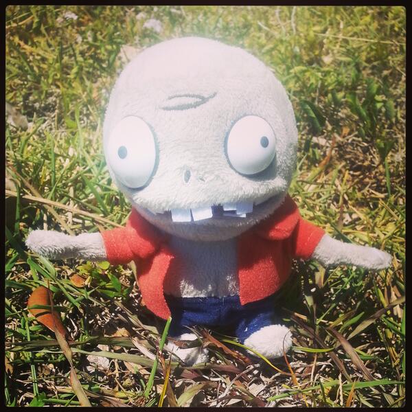 Jazwares's tweet image. A @PlantsvsZombies Gargantuar just threw this Imp plush into our office! Retweet and follow for a chance to win him.
