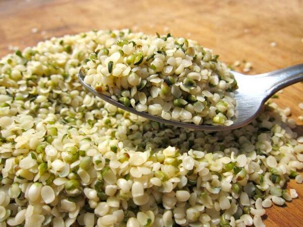 JardindeLabuela's tweet photo. Hemp contiene 7 veces + ácidos grasos q el pescado, alto contenido antioxidantes y mejorar la de regeneración celular http://t.co/Hyt0Vk6J3C