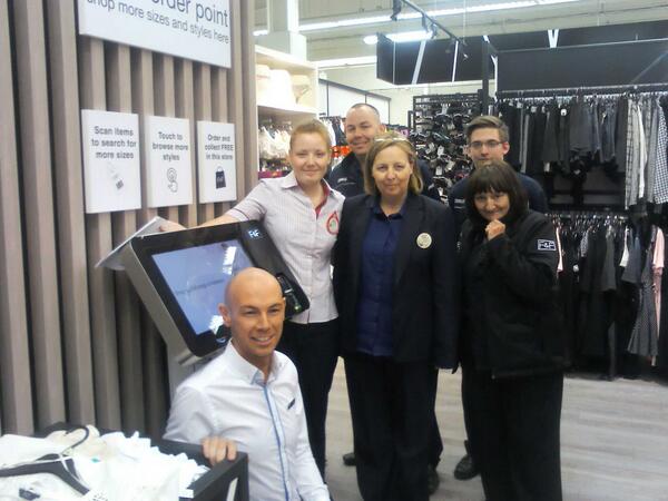 Great smileNchat and multichannel session today Q&amp;A was fun and informative @DRees007 <a href="/lynDavies3144/">lynette Davies</a>