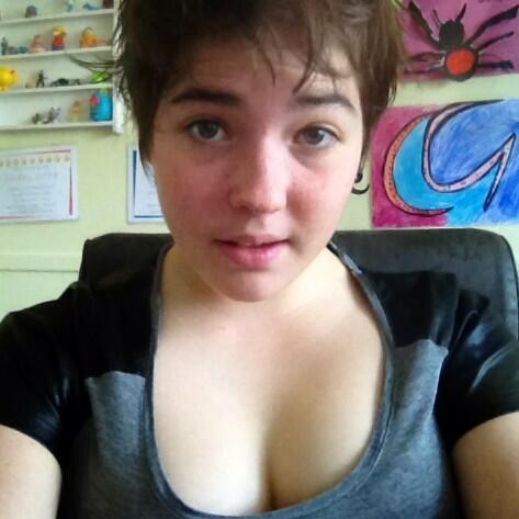 _abbygrant's tweet photo. A selfie a day keeps the doctor away holla ✌ http://t.co/y2FCbWheQP