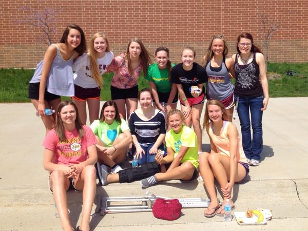 Maria_Babcock's tweet image. #Hawkfest ❤️🎉🌷☀️