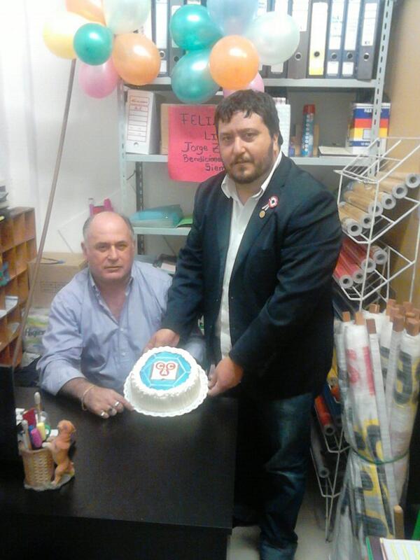 colegialespy's tweet photo. Muchas Felicidades Lic Jorge Zacarías, tesorero de @colegialespy http://t.co/v5UOhU2QTE