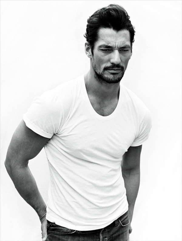 #British model <a href="/DGandyOfficial/">David Gandy</a> sits for portraits with #photographer <a href="/gilesduley/">Giles Duley</a> 100 #Portraits Before I Die #London