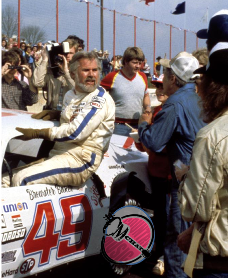 CountrySway's tweet photo. CQ4 that's easy the movie 6pack cause I was in it. #CMchat @_KennyRogers #RogersInTheStream http://t.co/YuYCjqccAW