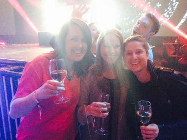 beth_macgibbon's tweet photo. Loving the TSN fall preview with my ladies!!! #TSN5 http://t.co/JflOzSUs27