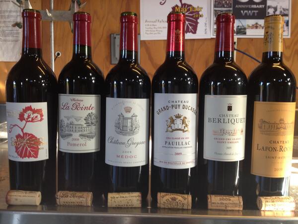 NVC_Winery's tweet photo. Bordeaux wine tasting after the last day of 2014 bottling. Thank everyone who helped and we wish you were all there. http://t.co/W4UDLRFHQc