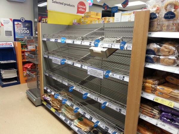 lench_al's tweet photo. Prep work done ready for the new range great work @k8t1984 @PaulDuckers @3271Regency http://t.co/bPG86wwtsu
