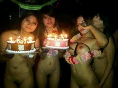 84Idrus's tweet photo. Happy birthday http://t.co/8JL1RITdUX