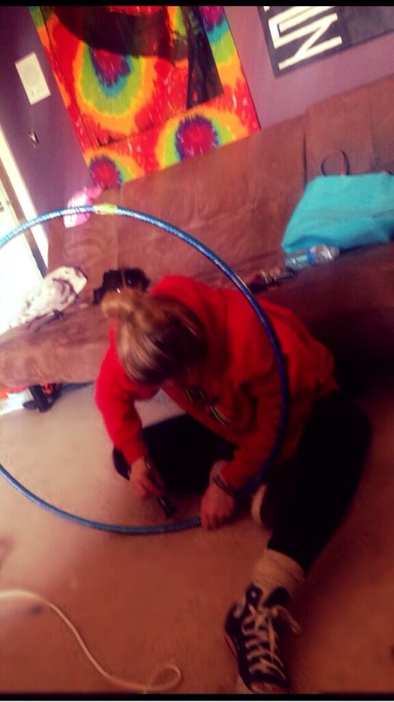 MadeleineOKeefe's tweet photo. when i walk in on tara draining my hula hoops#fag http://t.co/wgdhu6s0v1