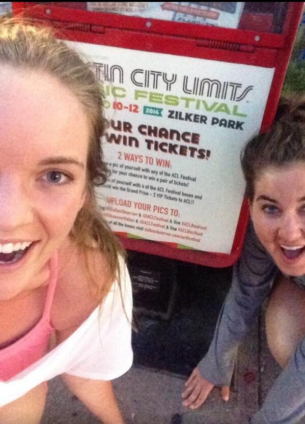 TheMargWells's tweet photo. @dallasobserver_ @aclfestival heeeeyyyy yaaaaaaa #outkast #awshuks #aclboxhunt http://t.co/HbIzjk4b5V