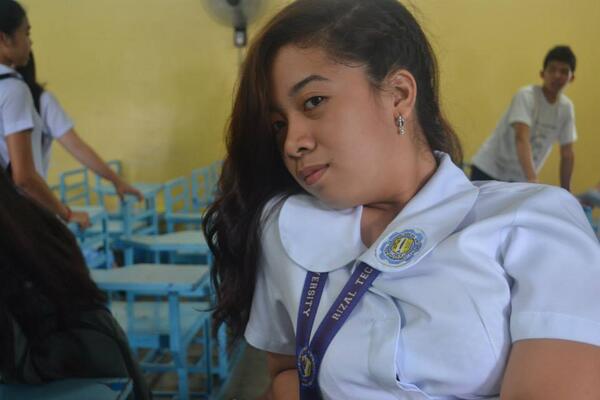 AmazingClaaang's tweet image. Makuha ka sa tingin :3 #CompClass #LastDay #Imissschool