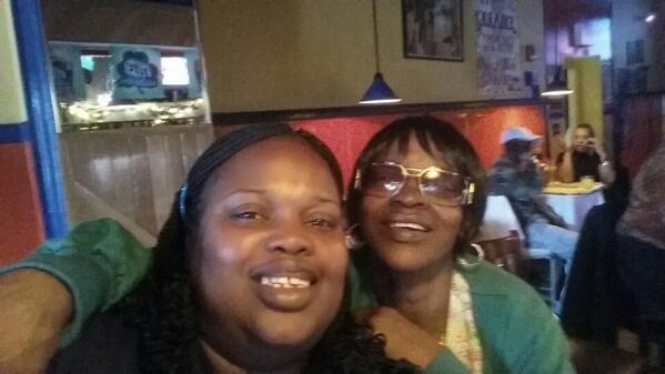 Me and my lovely mother #LUVLookaLikes <a href="/SouthwestAir/">Southwest Airlines</a>