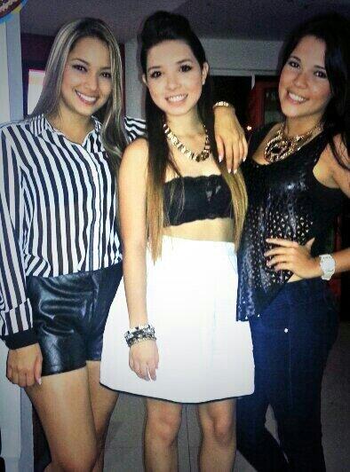 MJoseCortina's tweet photo. Birthday de mi muñeca @JessicaFragoso6 http://t.co/cN6Z1Mbdli
