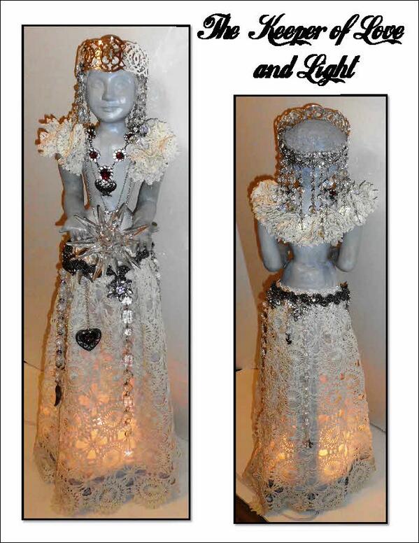DBKatLees's tweet photo. The Keeper of the LIGHT, on Cloth Doll Aritstrys Art Doll Studio, the challenge was to create your own Santos doll. http://t.co/XQBly5ZHgB