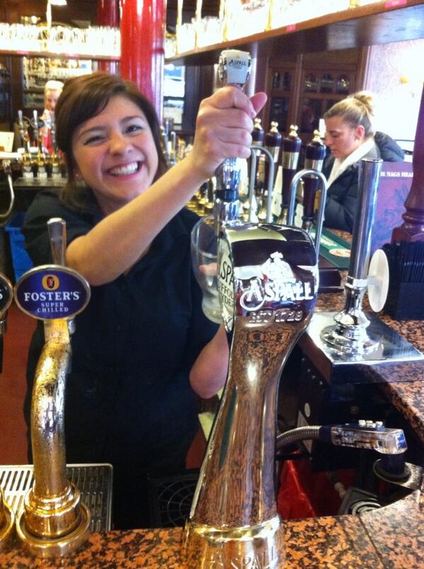 nagsheadcg's tweet photo. @AspallKnights @Aspall  have you seen our lovely new pump? #aspalls #summertime #shinynewthings http://t.co/hw1cRG367e