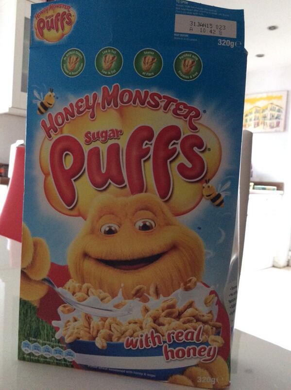 malinsofia's tweet photo. Titta vad jag hittade! KALASPUFFAR(HoneyMonsterSugerPuff)! Typ minst åtta år sedan! #nostalgi http://t.co/F2dIHTm54P